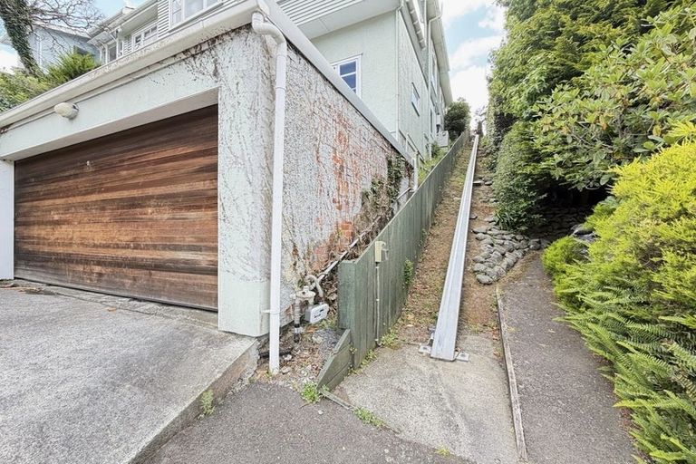 Photo of property in 8 Lower Watt Street, Wadestown, Wellington, 6012