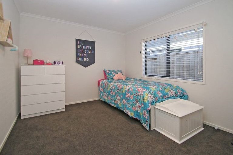 Photo of property in 42 Marion Crescent, Papamoa Beach, Papamoa, 3118