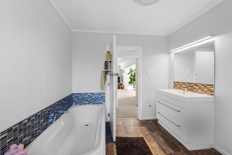 Photo of property in 138 Oceanbeach Road, Mount Maunganui, 3116