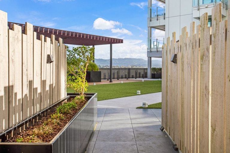 Photo of property in 707/6 Waikumete Road, Glen Eden, Auckland, 0602