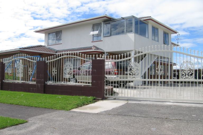 Photo of property in 19 Alabaster Drive, Papatoetoe, Auckland, 2025