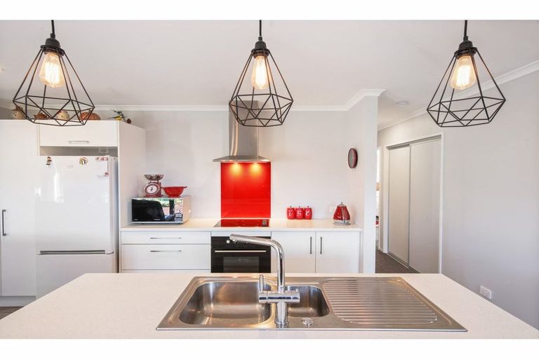 Photo of property in 7 Wearing Place, Kaiapoi, 7630