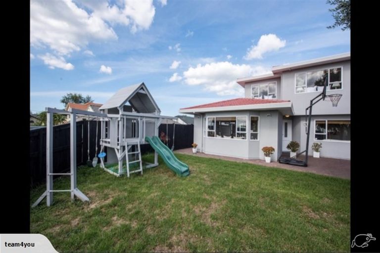 Photo of property in 313 Hobsonville Road, Hobsonville, Auckland, 0618