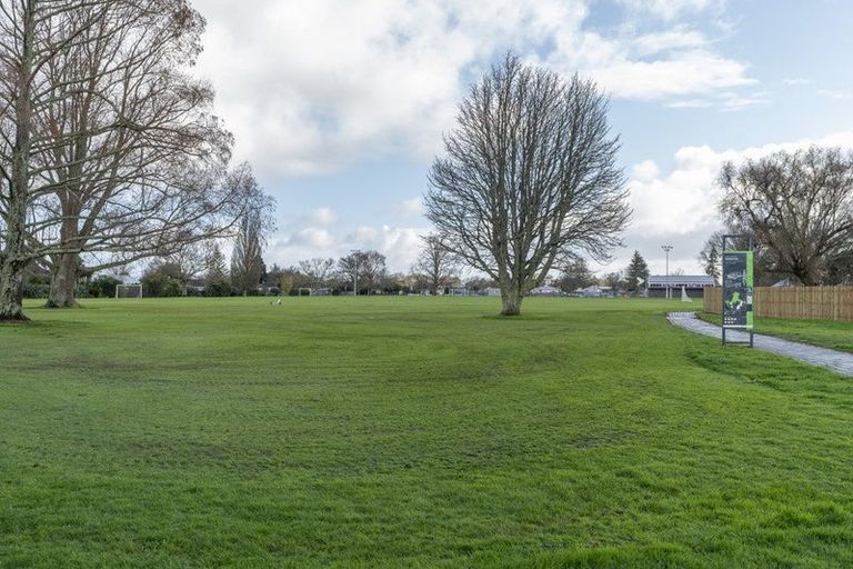 Photo of property in 29 Paul Crescent, Fairfield, Hamilton, 3214