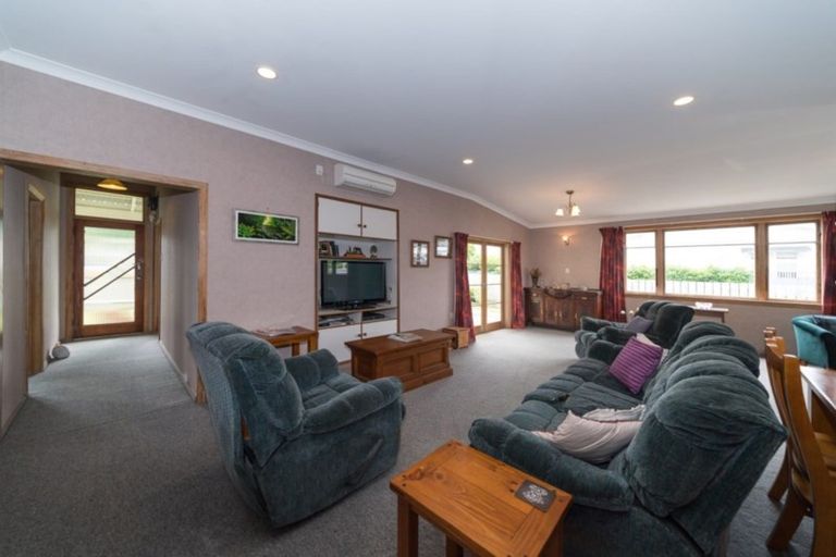 Photo of property in 29 Camden Street, Feilding, 4702