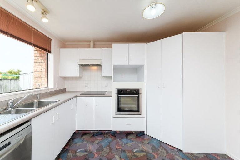 Photo of property in 1 Mcilwaine Place, Marton, 4710