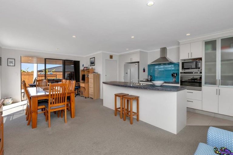 Photo of property in 59 Kowi Lakes Drive, One Tree Point, 0118