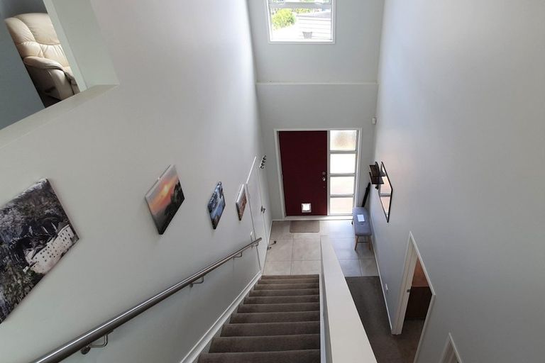 Photo of property in 8/31 Verbena Road, Birkdale, Auckland, 0626