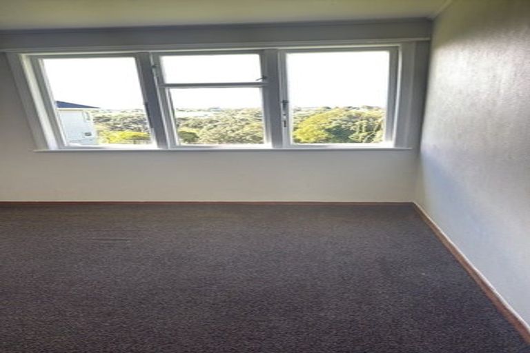 Photo of property in 32 Marsden Street, Hauraki, Auckland, 0622