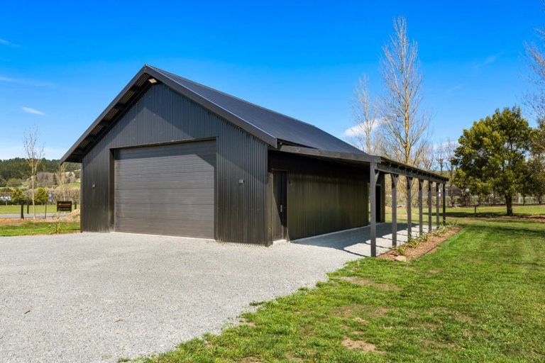 Photo of property in 136 Kereru Road, Maraekakaho, 4171