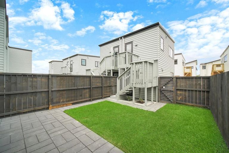 Photo of property in 19 Bei Road, Papakura, 2110