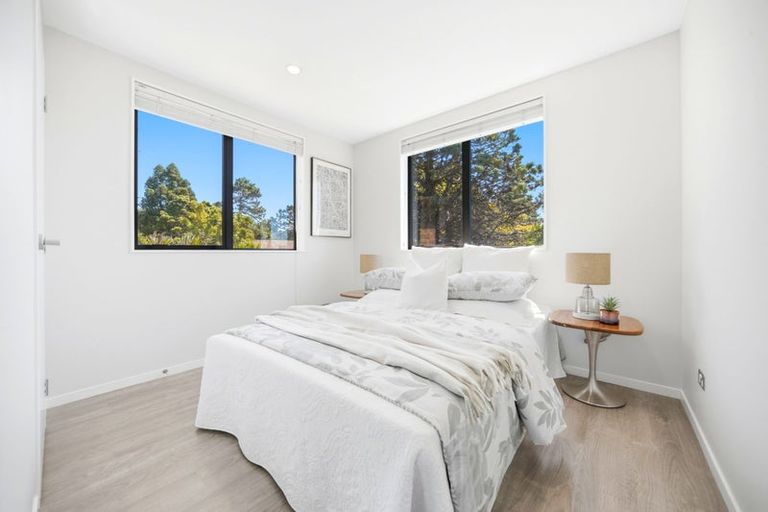 Photo of property in 132a Lynwood Road, New Lynn, Auckland, 0600