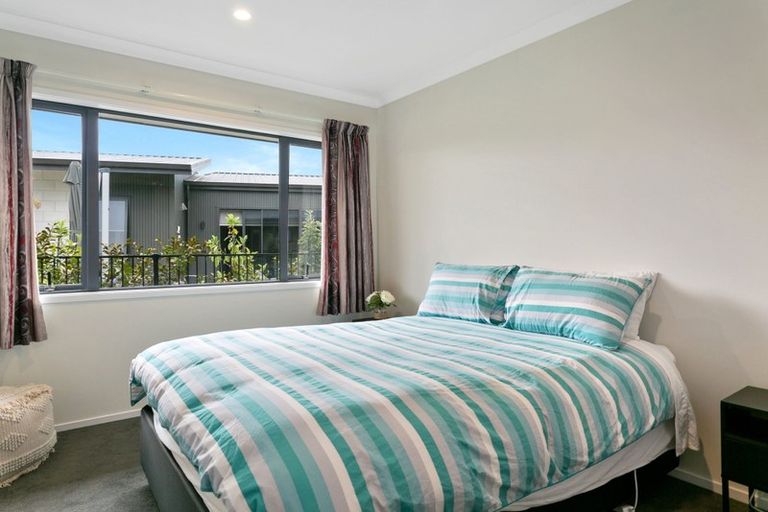 Photo of property in 17 Noumea Drive, Rangatira Park, Taupo, 3330