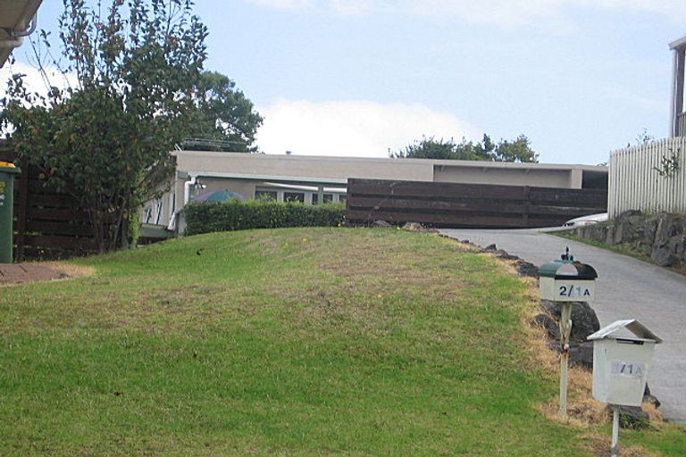 Photo of property in 2/1a Margaret Place, Milford, Auckland, 0620