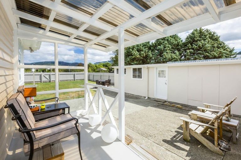 Photo of property in 54 Fraser Crescent, Elderslea, Upper Hutt, 5018