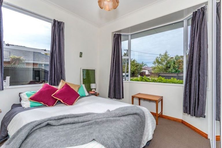 Photo of property in 80 Northcote Road, Northcote, Christchurch, 8052