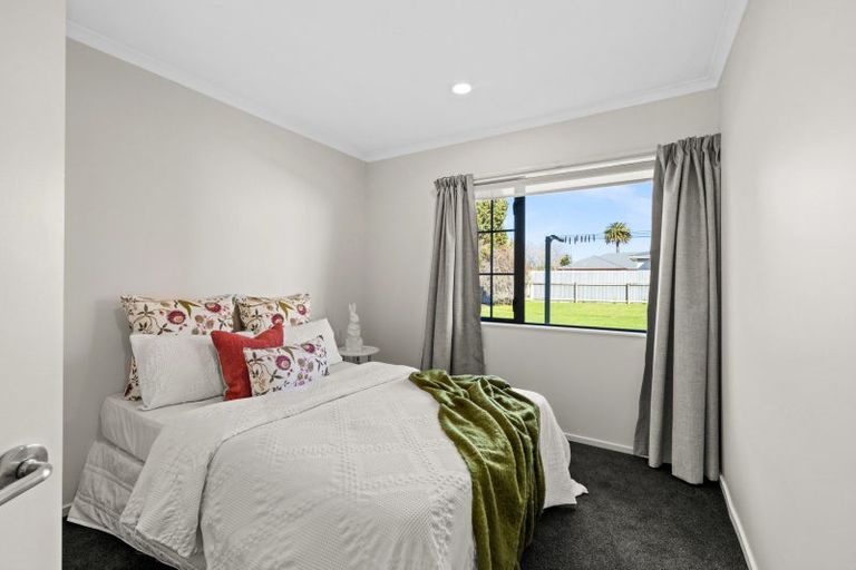 Photo of property in 1420b Karamu Road North, Mayfair, Hastings, 4122