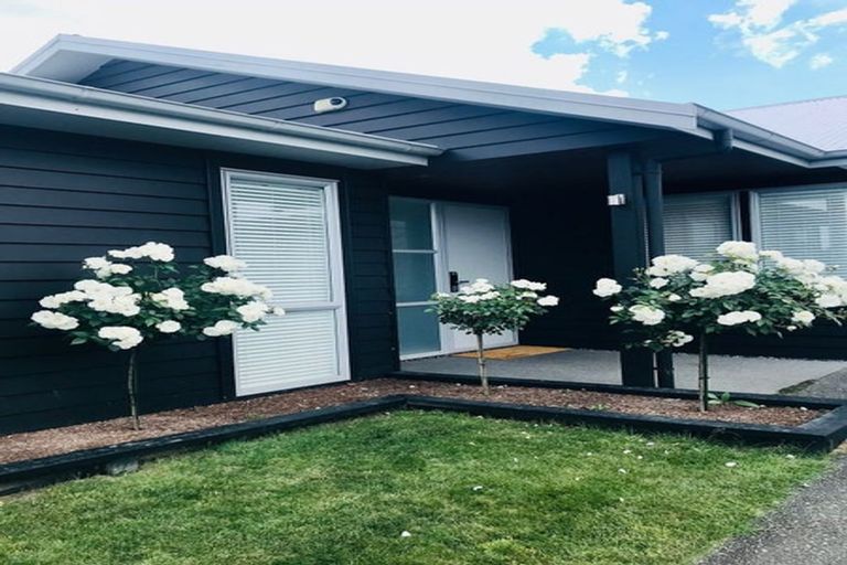 Photo of property in 32 Owhatiura Drive, Lynmore, Rotorua, 3010