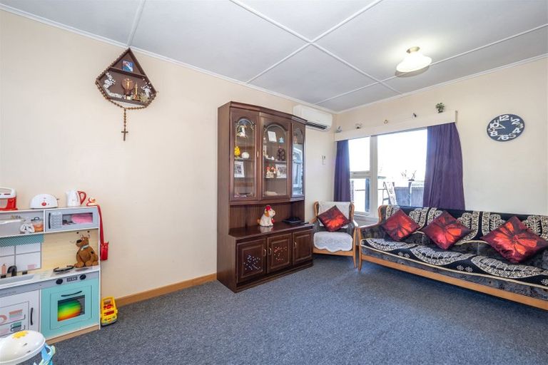 Photo of property in 38 Thomson Street, Tinwald, Ashburton, 7700