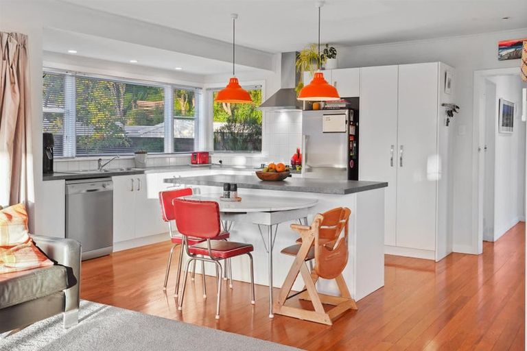 Photo of property in 42 Ayton Street, Mangapapa, Gisborne, 4010