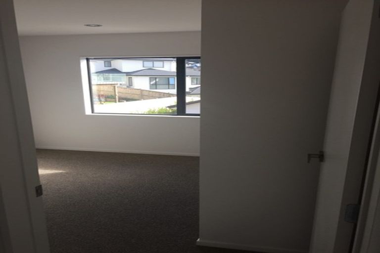 Photo of property in 12 Kanona Way, Albany Heights, Auckland, 0632