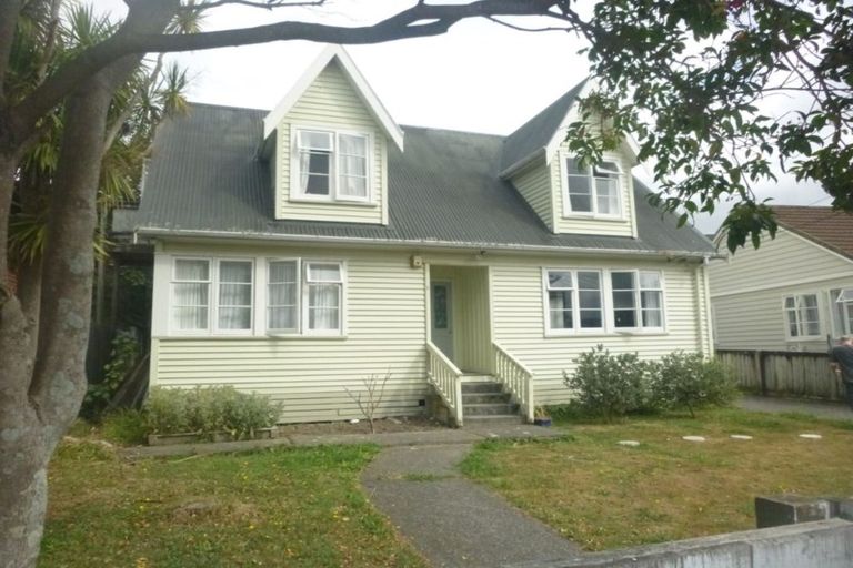 Photo of property in 7 Feist Street, Naenae, Lower Hutt, 5011