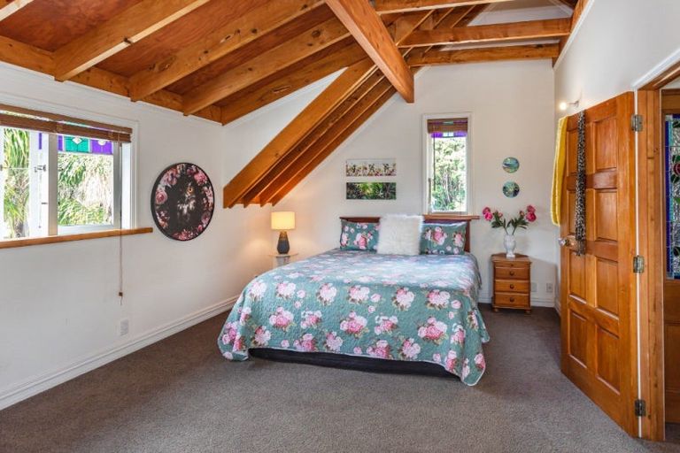 Photo of property in 3 Widdison Place, Whangamata, 3691