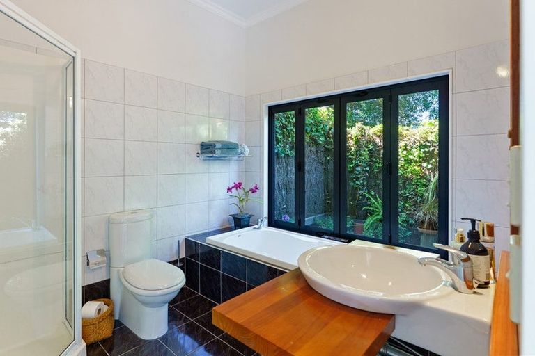 Photo of property in 69 Matatua Road, Raumati Beach, Paraparaumu, 5032