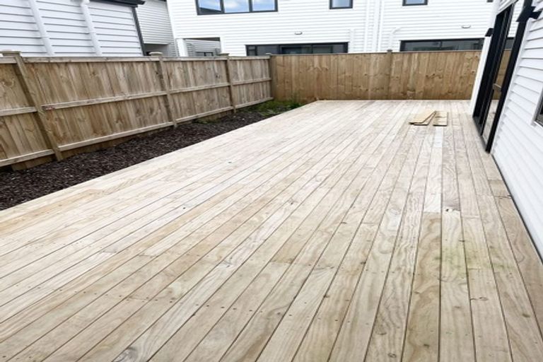 Photo of property in 14 Kairakau Street, Takanini, 2110