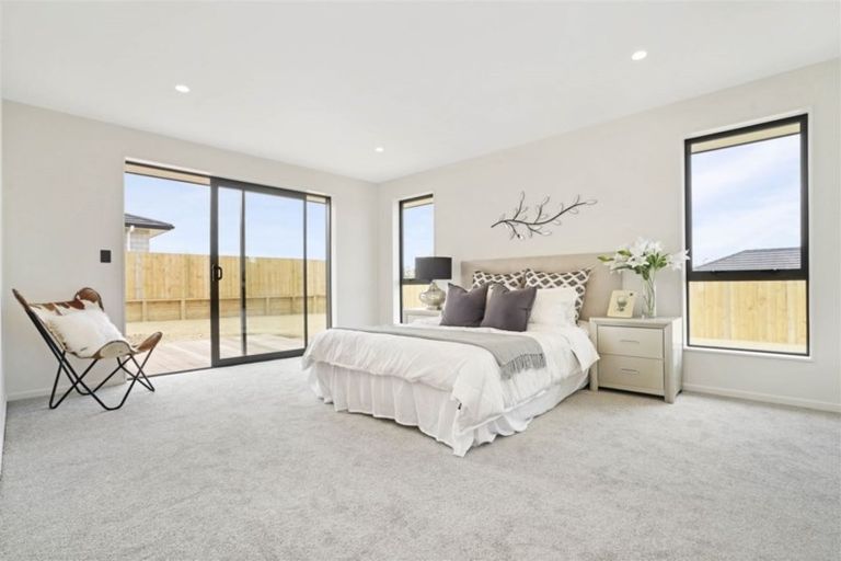 Photo of property in 4 Paiaka Place, Rototuna North, Hamilton, 3210