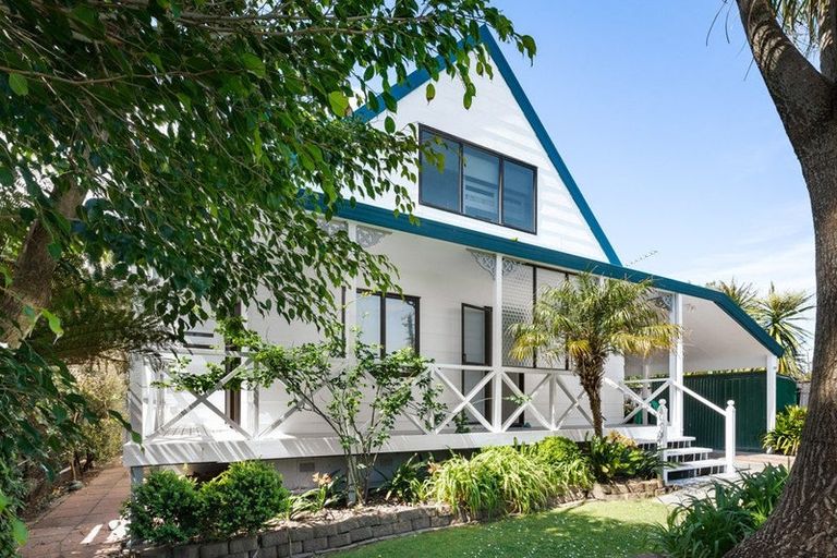 Photo of property in 19 Tatai Road, Bowentown, Katikati, 3177