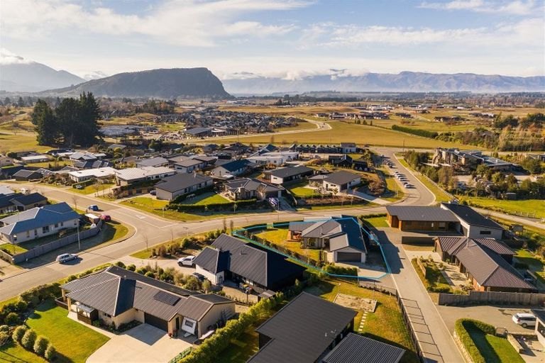 Photo of property in 5 Nancy Lane, Wanaka, 9305