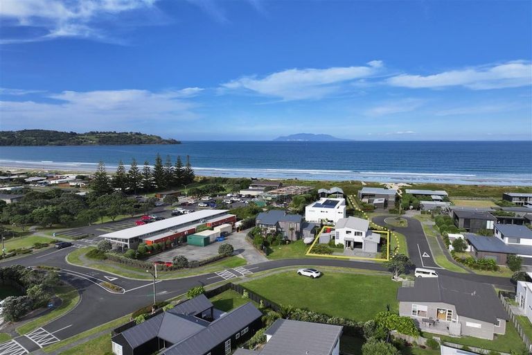 Photo of property in 9 Matariki Street, Omaha, Warkworth, 0986