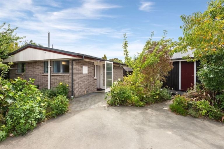 Photo of property in 132 Condell Avenue, Papanui, Christchurch, 8053