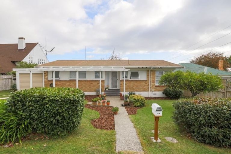Photo of property in 5a Hillcrest Road, Hillcrest, Hamilton, 3216