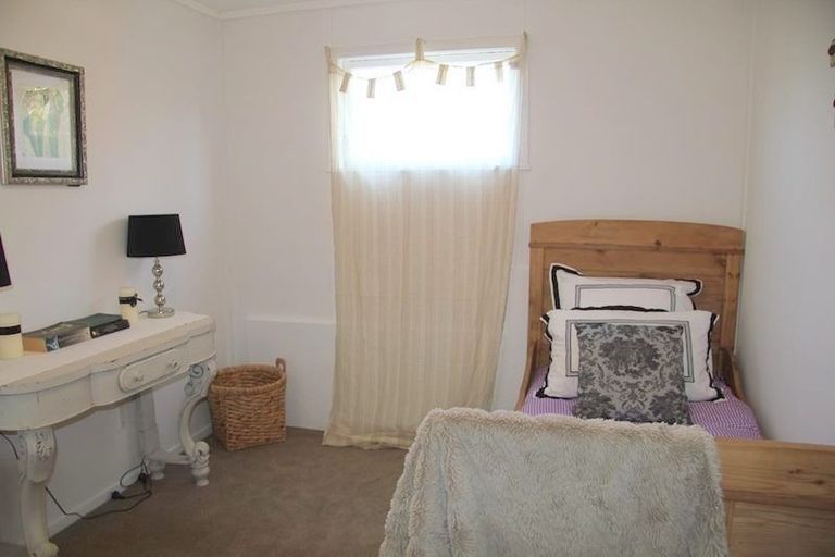 Photo of property in 2 Ferndown Close, Brookfield, Tauranga, 3110