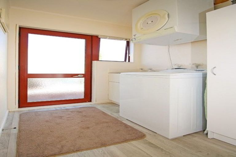 Photo of property in 51a Collins Road, Melville, Hamilton, 3206