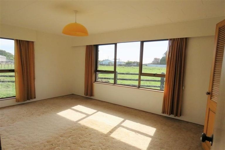 Photo of property in 46 Airport Drive, New Plymouth Airport, New Plymouth, 4373