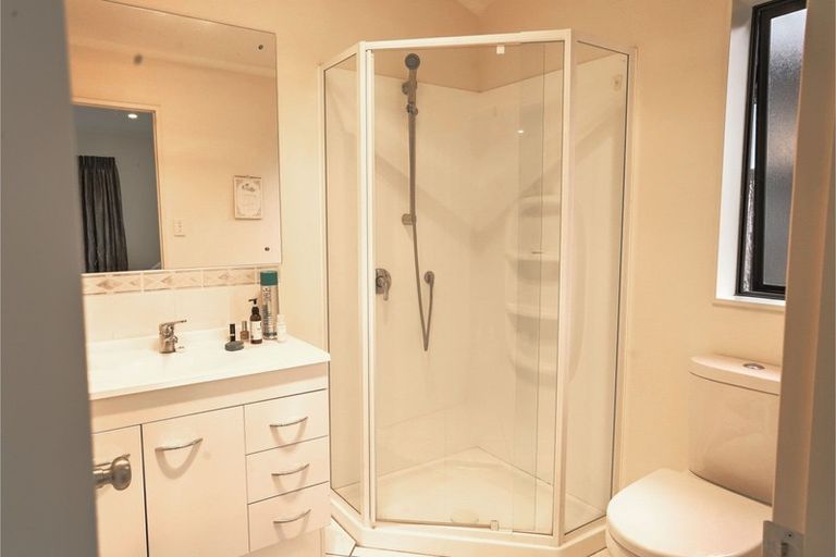 Photo of property in 8 Cairns Crescent, Rototuna, Hamilton, 3210