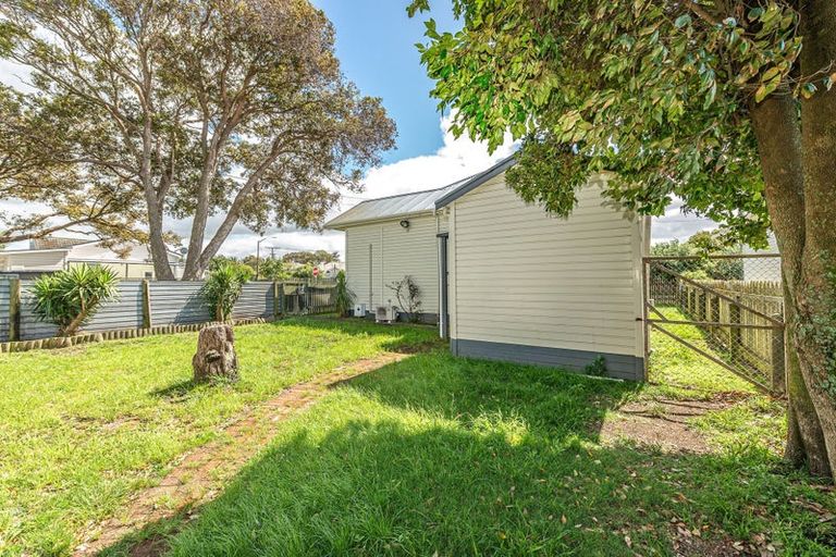 Photo of property in 69 Carlton Avenue, Tawhero, Whanganui, 4501