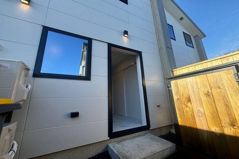 Photo of property in 9/180 Marine Parade, New Brighton, Christchurch, 8083