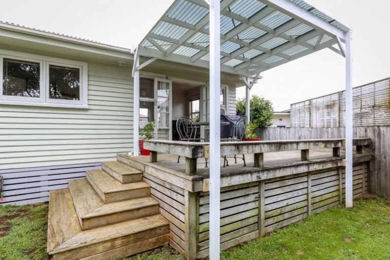 Photo of property in 56a Woodleigh Street, Frankleigh Park, New Plymouth, 4310