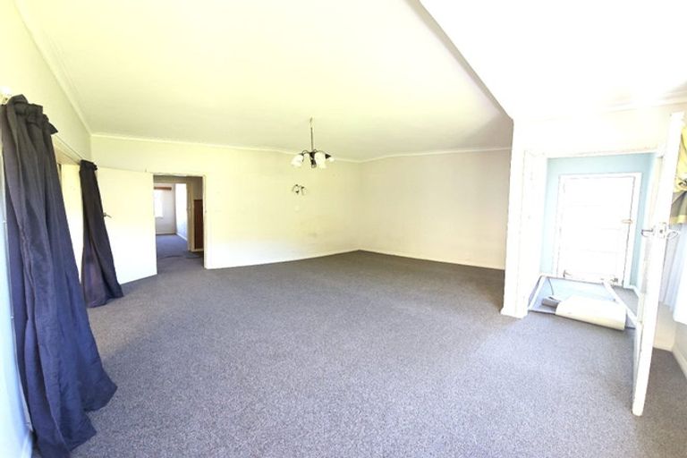 Photo of property in 14 Palm Grove, Berhampore, Wellington, 6023