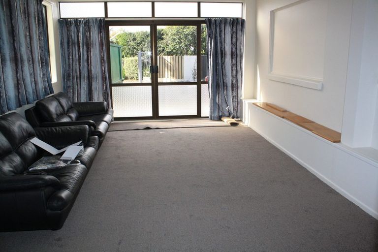 Photo of property in 17 Fratley Avenue, Farm Cove, Auckland, 2012