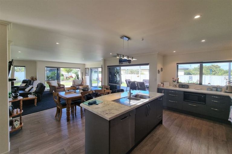 Photo of property in 5 Grange Lane, Waipu, 0510