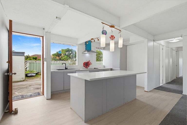 Photo of property in 3/11 Overton Road, Papatoetoe, Auckland, 2025