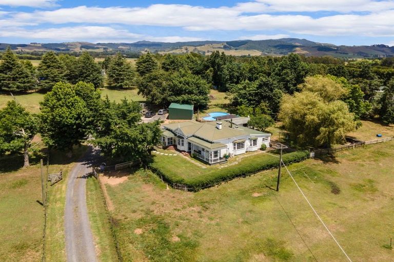 Photo of property in 9752 State Highway 2, Waihi, 3681