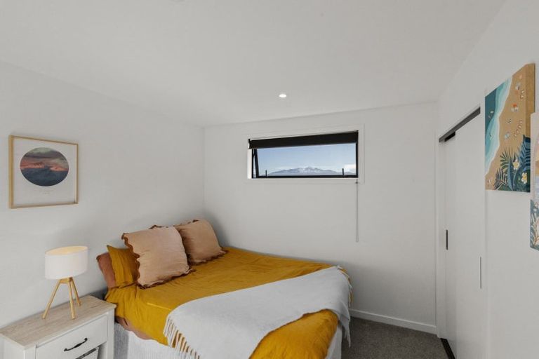 Photo of property in 43 Spur Ridge Rise, Jacks Point, 9371