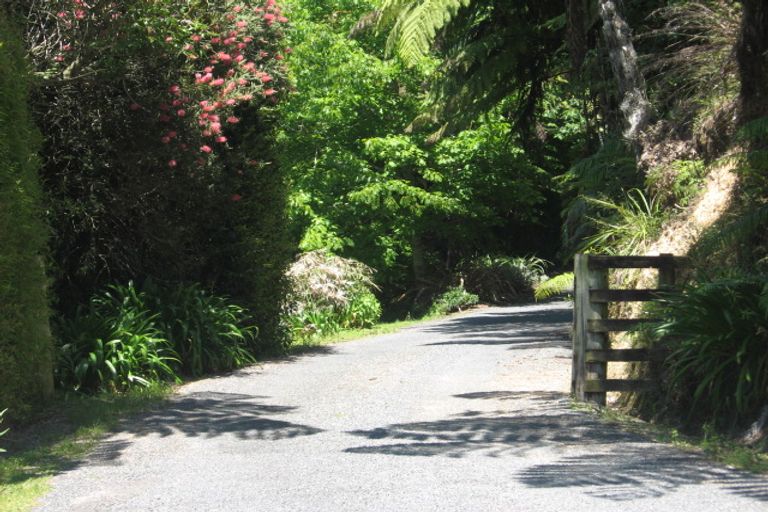 Photo of property in 100 Lochhead Road, Te Puna, Tauranga, 3176