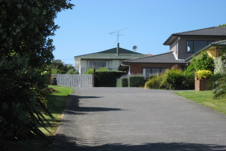 Photo of property in 28 Kohanga Road, Mangere Bridge, Auckland, 2022
